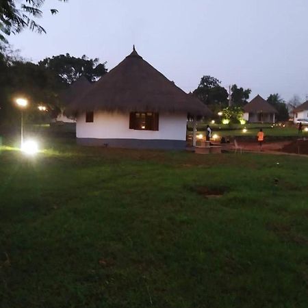 Village Noah Yaoundé Εξωτερικό φωτογραφία
