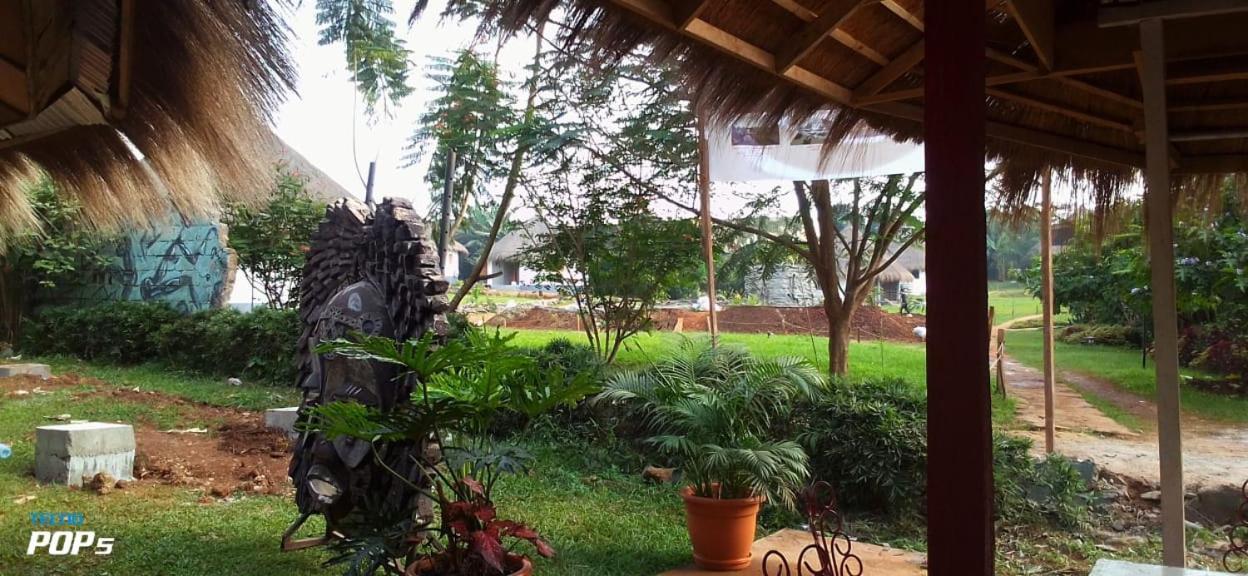 Village Noah Yaoundé Εξωτερικό φωτογραφία