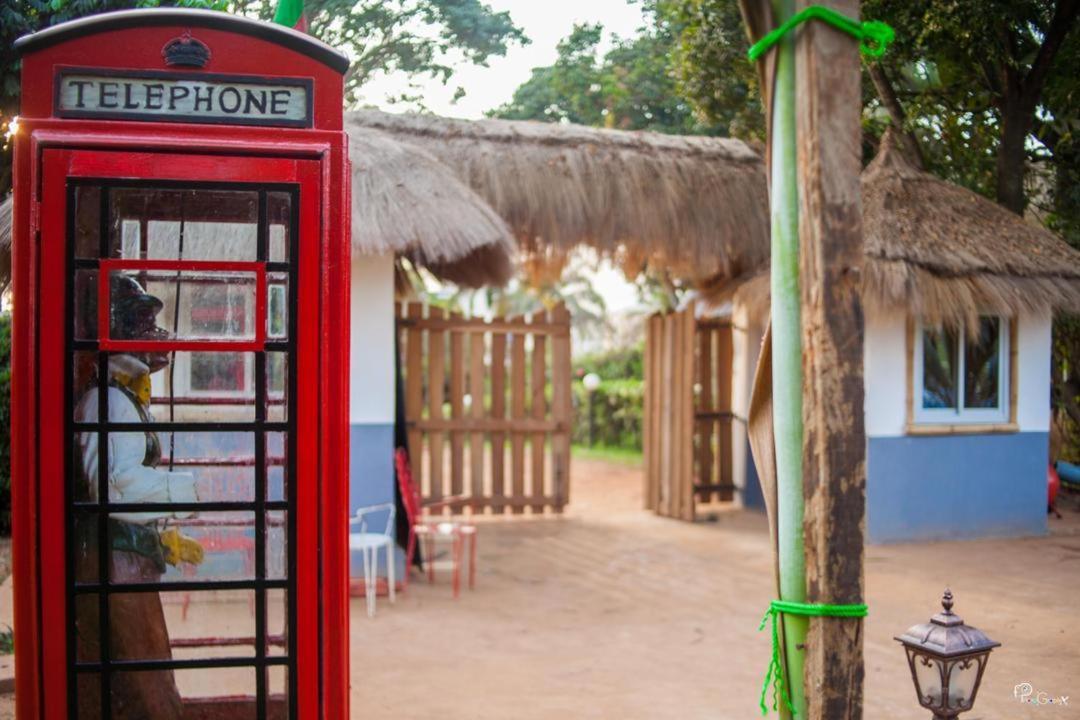Village Noah Yaoundé Εξωτερικό φωτογραφία
