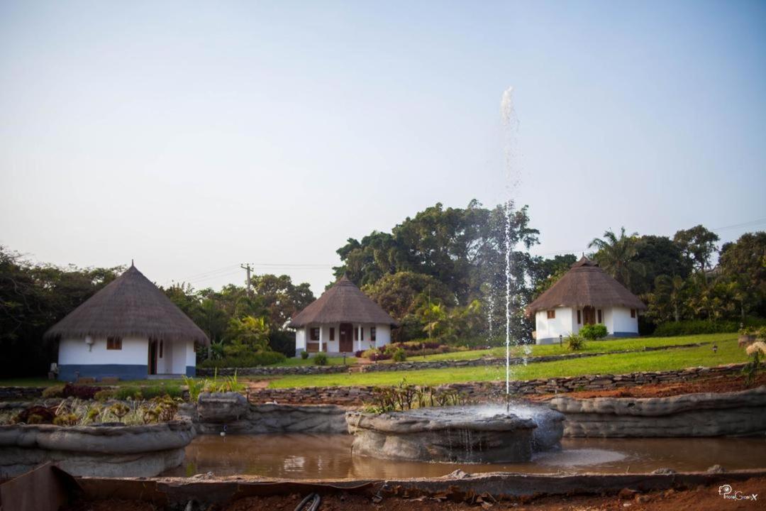 Village Noah Yaoundé Εξωτερικό φωτογραφία